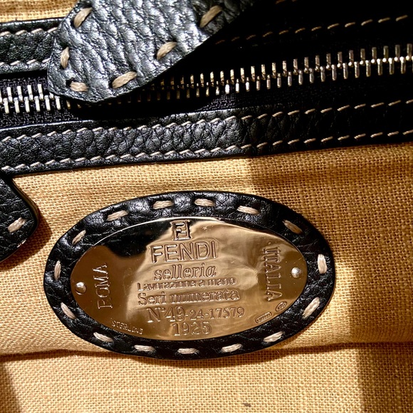 Fendi Selerina Bag - Picture 4 of 5